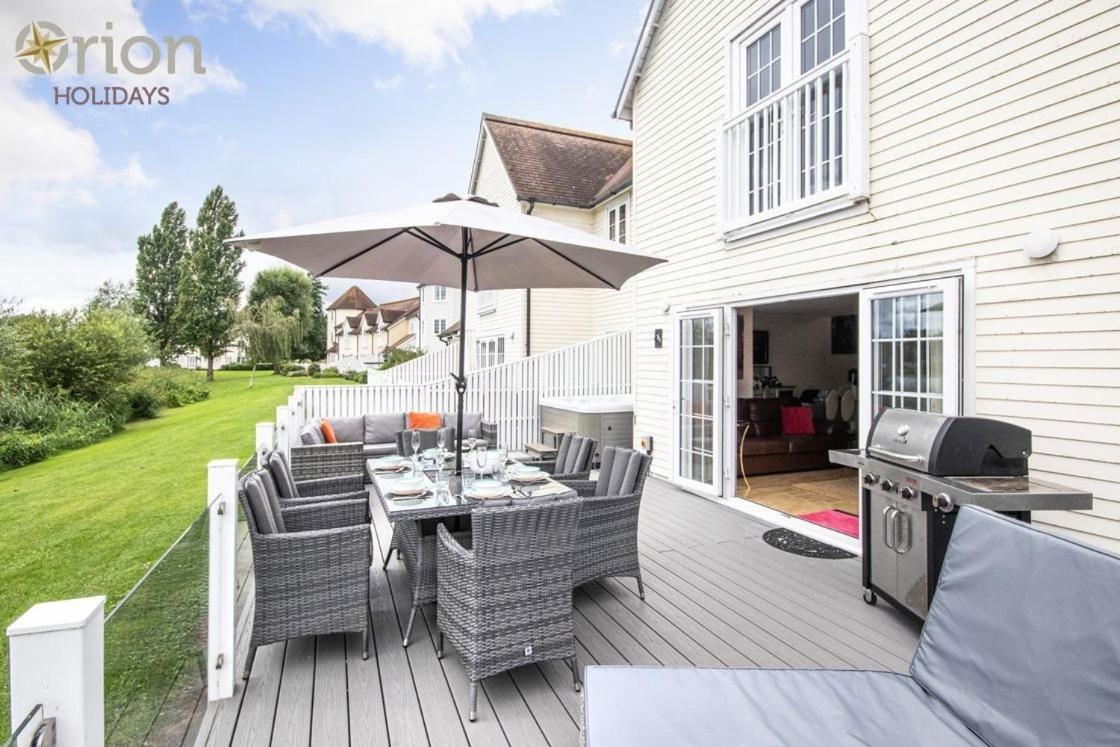 Windrush Lake 65, Sunset Lodge - P South Cerney Esterno foto