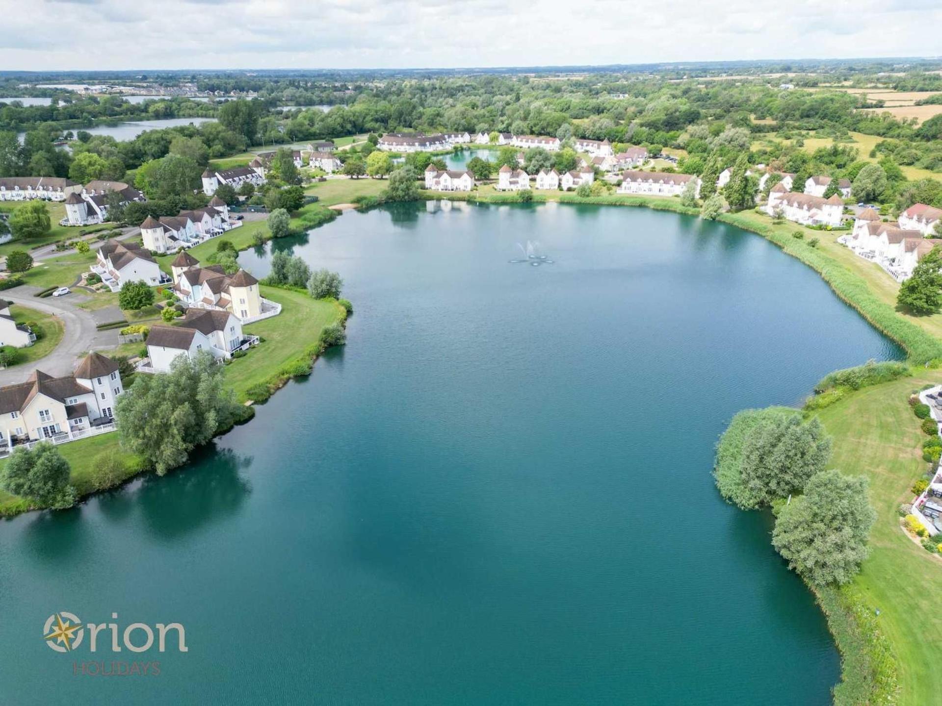 Windrush Lake 65, Sunset Lodge - P South Cerney Esterno foto